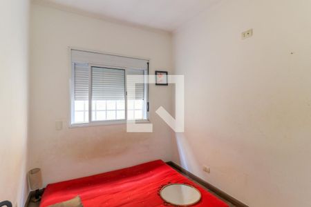 Casa à venda com 300m², 3 quartos e 2 vagas Casa à venda com 300m², 3 quartos e 2 vagasQuarto 2