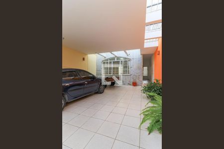 Casa à venda com 300m², 3 quartos e 2 vagas Casa à venda com 300m², 3 quartos e 2 vagasGaragem