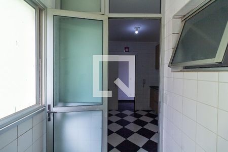 Apartamento à venda com 70m², 2 quartos e 1 vagaÁrea de Serviço