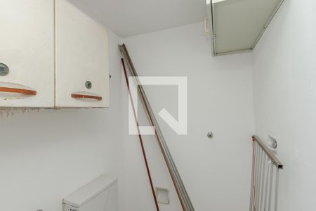 Apartamento à venda com 67m², 2 quartos e 1 vaga Apartamento à venda com 67m², 2 quartos e 1 vagaBanheiro de Serviço