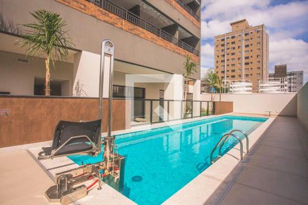 Apartamento à venda com 46m², 1 quarto e sem vaga Apartamento à venda com 46m², 1 quarto e sem vagaPiscina