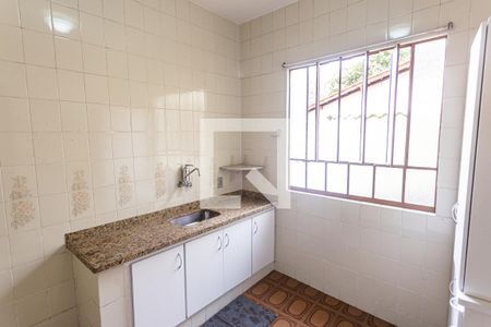 Casa para alugar com 232m², 8 quartos e sem vaga Casa para alugar com 232m², 8 quartos e sem vagaCozinha da Casa de Cima