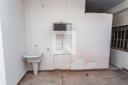 Casa para alugar com 232m², 8 quartos e sem vaga Casa para alugar com 232m², 8 quartos e sem vagaÁrea de Serviço