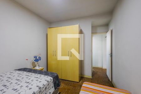 Apartamento à venda com 74m², 2 quartos e 1 vagaQuarto 2