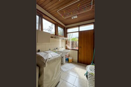 Casa de condomínio à venda com 400m², 5 quartos e 4 vagasÁrea de Serviço