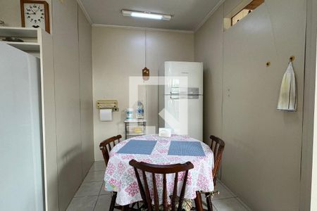 Casa de condomínio à venda com 400m², 5 quartos e 4 vagasCopa