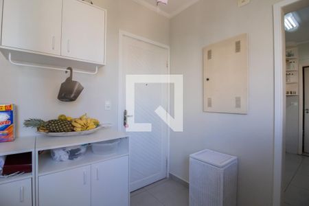 Apartamento à venda com 168m², 4 quartos e 2 vagas Apartamento à venda com 168m², 4 quartos e 2 vagasÁrea de Serviço