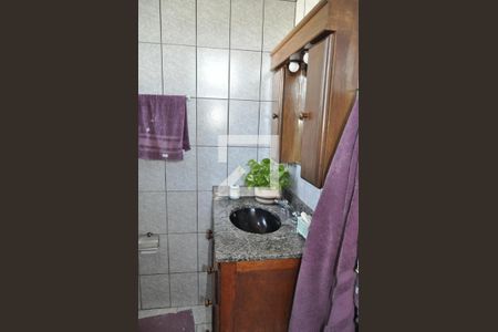 Casa à venda com 191m², 4 quartos e 3 vagasBanheiro