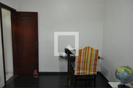 Casa à venda com 191m², 4 quartos e 3 vagasQuarto