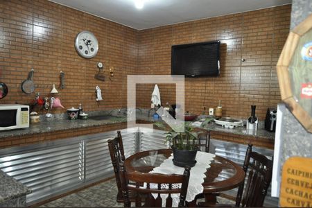 Casa à venda com 191m², 4 quartos e 3 vagasDetalhe da área de serviço