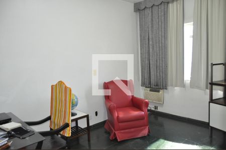 Casa à venda com 191m², 4 quartos e 3 vagasQuarto