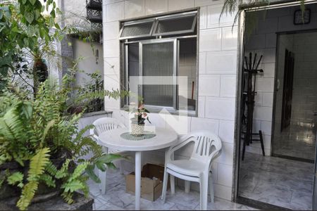 Casa à venda com 191m², 4 quartos e 3 vagasQuintal