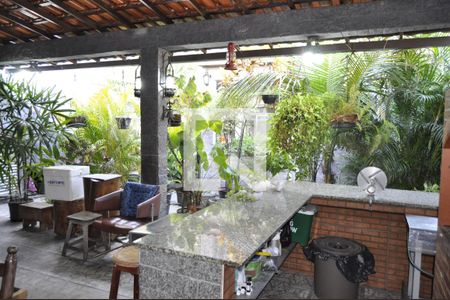 Casa à venda com 191m², 4 quartos e 3 vagasÁrea externa