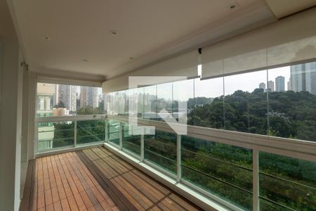 Apartamento à venda com 176m², 3 quartos e 3 vagasVaranda gourmet