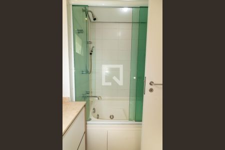 Apartamento à venda com 176m², 3 quartos e 3 vagasBanheiro da Suíte 1