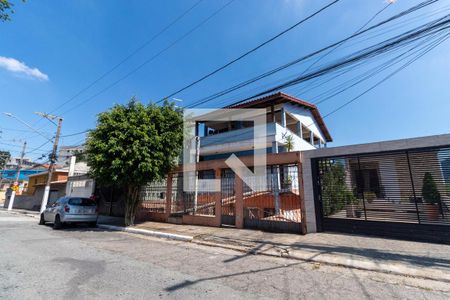 Casa à venda com 500m², 4 quartos e 5 vagas Casa à venda com 500m², 4 quartos e 5 vagasFachada