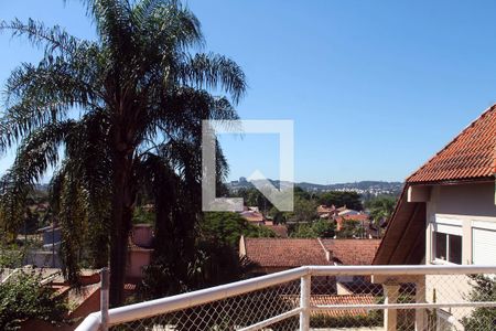 Casa à venda com 394m², 6 quartos e 2 vagas Casa à venda com 394m², 6 quartos e 2 vagasSala - Sacada