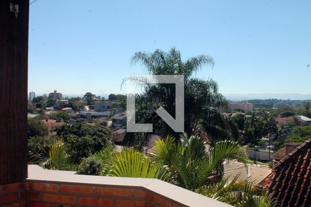 Casa à venda com 394m², 6 quartos e 2 vagas Casa à venda com 394m², 6 quartos e 2 vagasQuarto 1