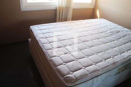 Casa à venda com 394m², 6 quartos e 2 vagas Casa à venda com 394m², 6 quartos e 2 vagasQuarto Casa Piscina