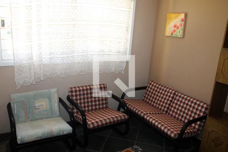 Casa à venda com 394m², 6 quartos e 2 vagas Casa à venda com 394m², 6 quartos e 2 vagasSala Casa Piscina