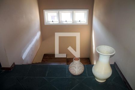 Casa à venda com 394m², 6 quartos e 2 vagas Casa à venda com 394m², 6 quartos e 2 vagasEscada Casa Piscina