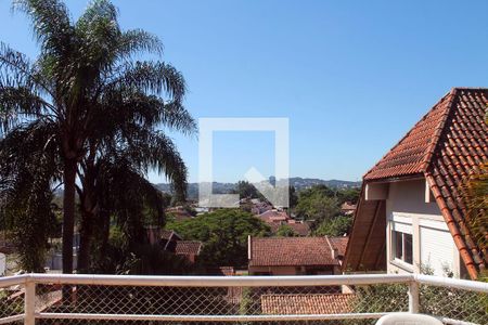 Casa à venda com 394m², 6 quartos e 2 vagas Casa à venda com 394m², 6 quartos e 2 vagasSala - Sacada