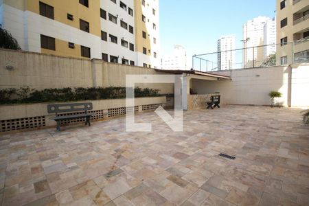 Apartamento à venda com 126m², 3 quartos e 2 vagas Apartamento à venda com 126m², 3 quartos e 2 vagasÁrea comum - Churrasqueira