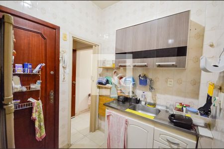 Apartamento à venda com 85m², 2 quartos e sem vagaCozinha