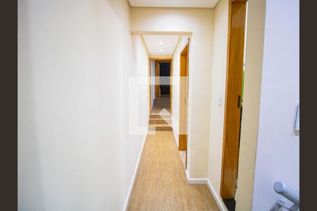 Casa à venda com 130m², 3 quartos e 2 vagasQuarto 1 - Corredor