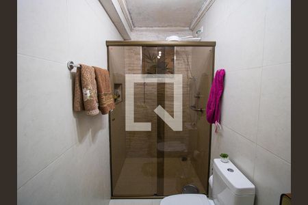 Casa à venda com 130m², 3 quartos e 2 vagasBanheiro da Suíte