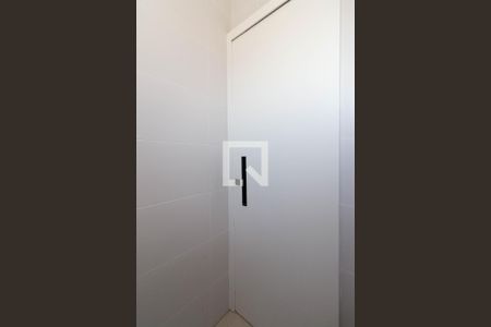 Apartamento à venda com 46m², 2 quartos e 1 vaga Apartamento à venda com 46m², 2 quartos e 1 vagaBanheiro