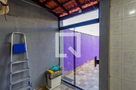 Casa à venda com 94m², 3 quartos e 3 vagas Casa à venda com 94m², 3 quartos e 3 vagasÁrea de Serviço