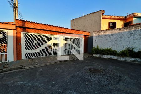 Casa à venda com 162m², 3 quartos e 4 vagasFachada