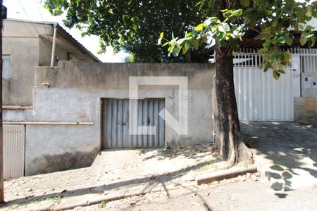 Casa à venda com 110m², 3 quartos e 5 vagasFachada