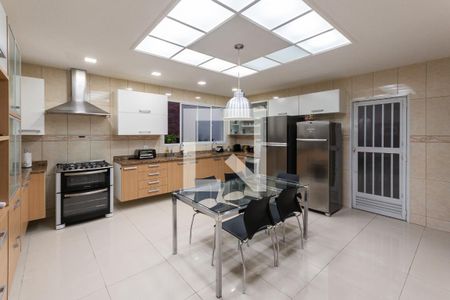 Casa à venda com 200m², 3 quartos e 4 vagasCozinha