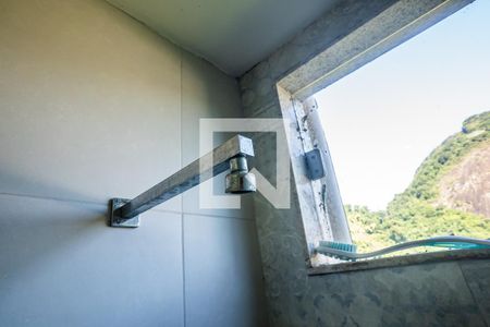 Casa à venda com 390m², 5 quartos e 4 vagasQuarto Suíte Master - banheiro