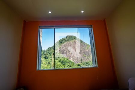 Casa à venda com 390m², 5 quartos e 4 vagasSala de estar