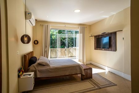 Casa à venda com 390m², 5 quartos e 4 vagasQuarto Suíte Master