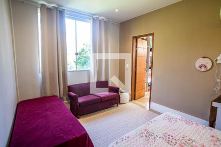 Casa à venda com 390m², 5 quartos e 4 vagasQuarto 2 suite