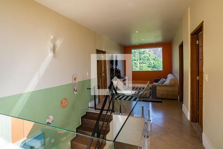 Casa à venda com 390m², 5 quartos e 4 vagasSala de estar