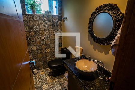 Casa à venda com 390m², 5 quartos e 4 vagasEscritório - Banheiro