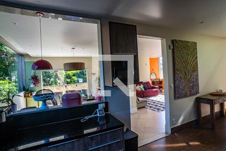 Casa à venda com 390m², 5 quartos e 4 vagasCozinha