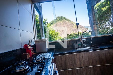 Casa à venda com 390m², 5 quartos e 4 vagasCozinha