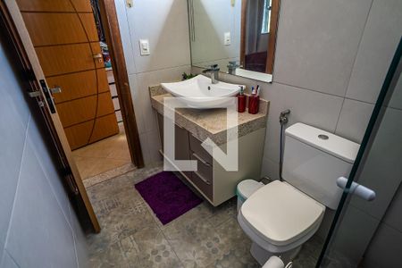 Casa à venda com 390m², 5 quartos e 4 vagasQuarto 2 suite - banheiro