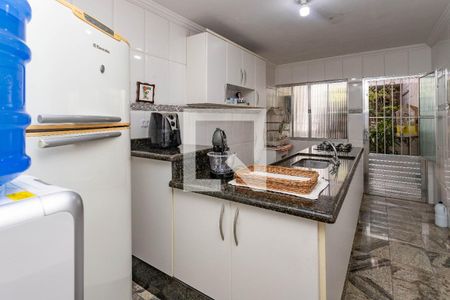 Casa à venda com 122m², 2 quartos e 1 vagaCozinha 