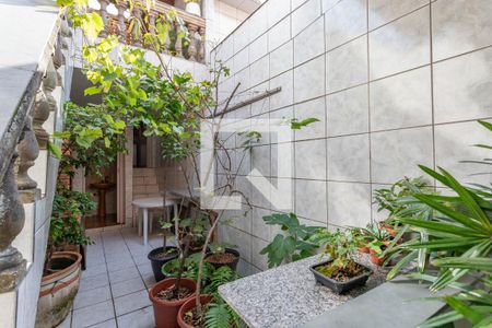 Casa à venda com 122m², 2 quartos e 1 vagaQuintal 