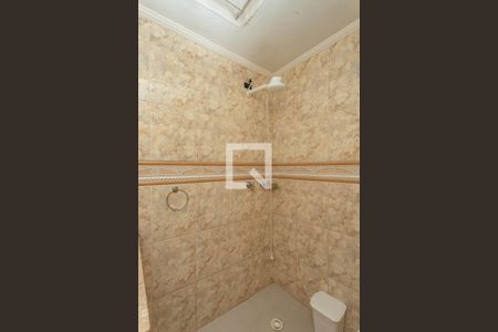 Casa à venda com 122m², 2 quartos e 1 vagaBanheiro 