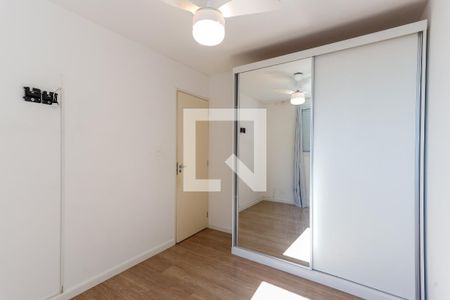 Quarto 1 de apartamento para alugar com 2 quartos, 49m² em Vila Mazzei, São Paulo