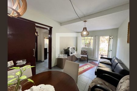Casa à venda com 316m², 6 quartos e 5 vagas Casa à venda com 316m², 6 quartos e 5 vagasSala 3