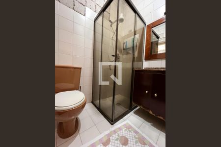 Casa à venda com 316m², 6 quartos e 5 vagas Casa à venda com 316m², 6 quartos e 5 vagasBanheiro da Suíte 2